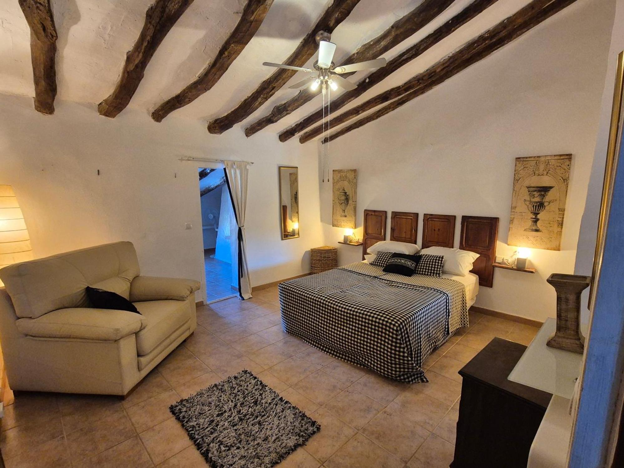 Casa Rustica Y Tranquila En