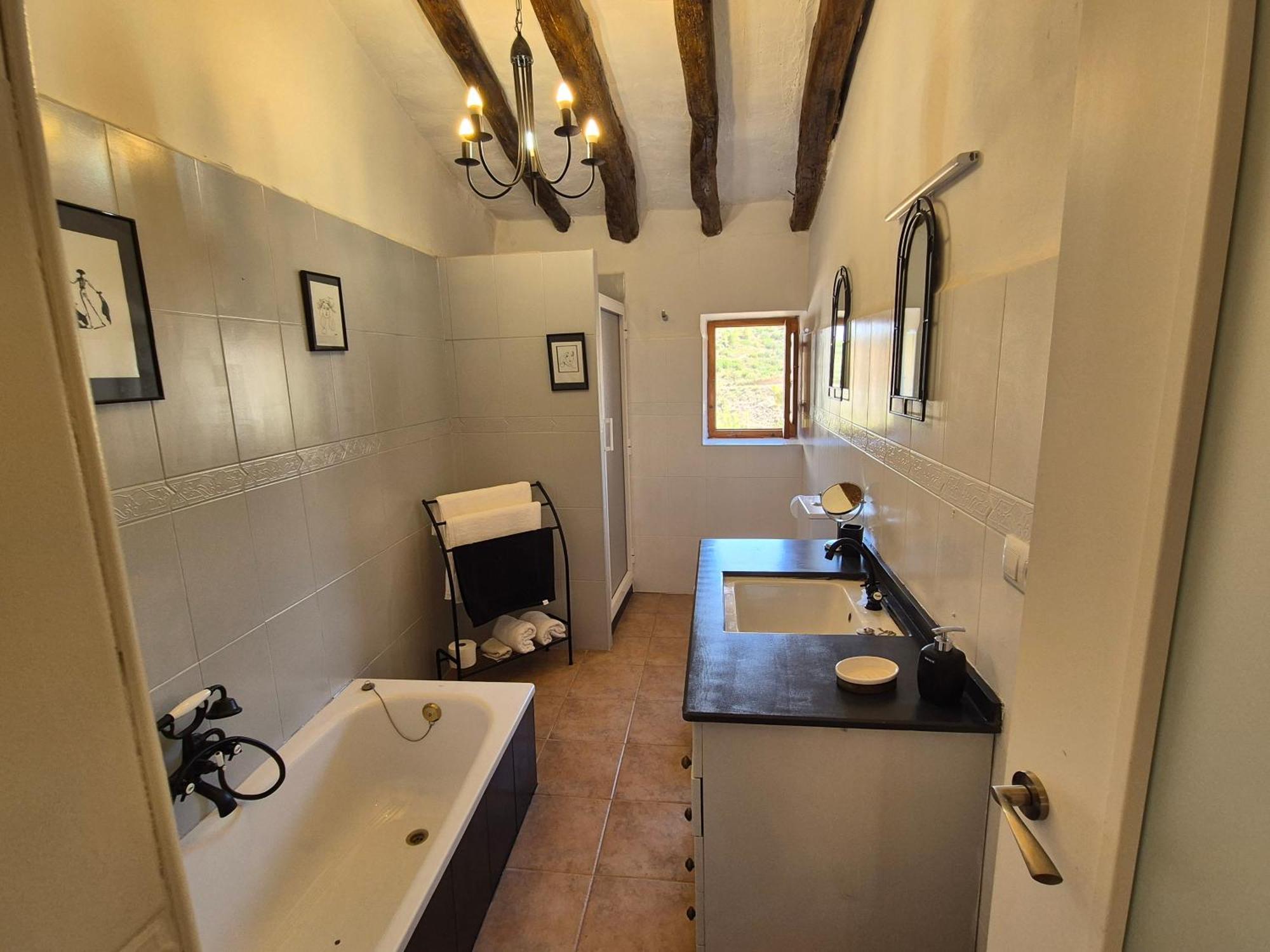 Holiday home Casa Rustica Y Tranquila En Zarra